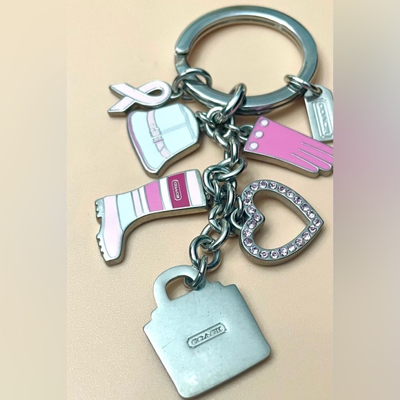 Coach Rare Vintage Keychain - Picture 3 of 3